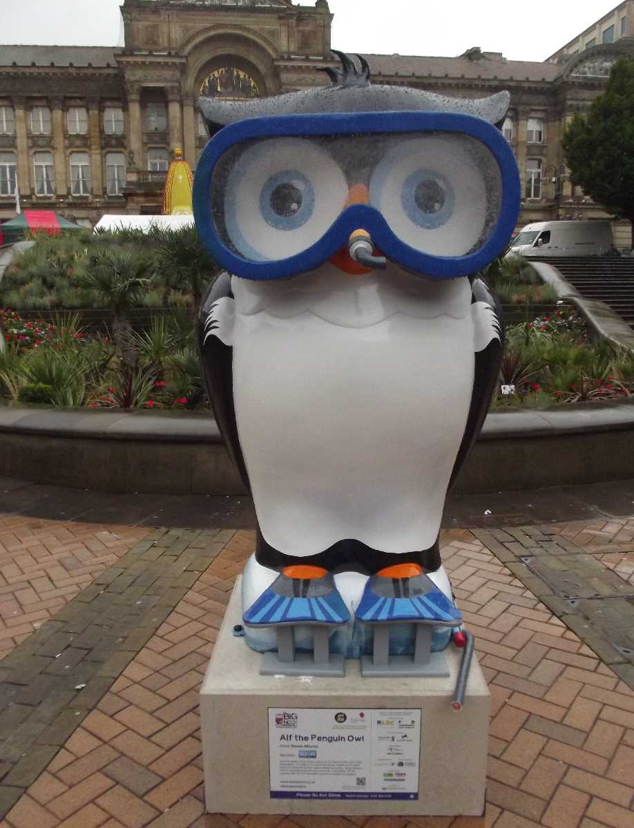 The Big Hoot Victoria Square